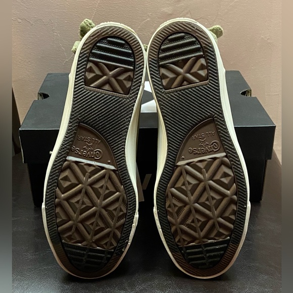 Converse Chuck Taylor All Star Bow Women's High Top Shoe - Picture 9 of 10